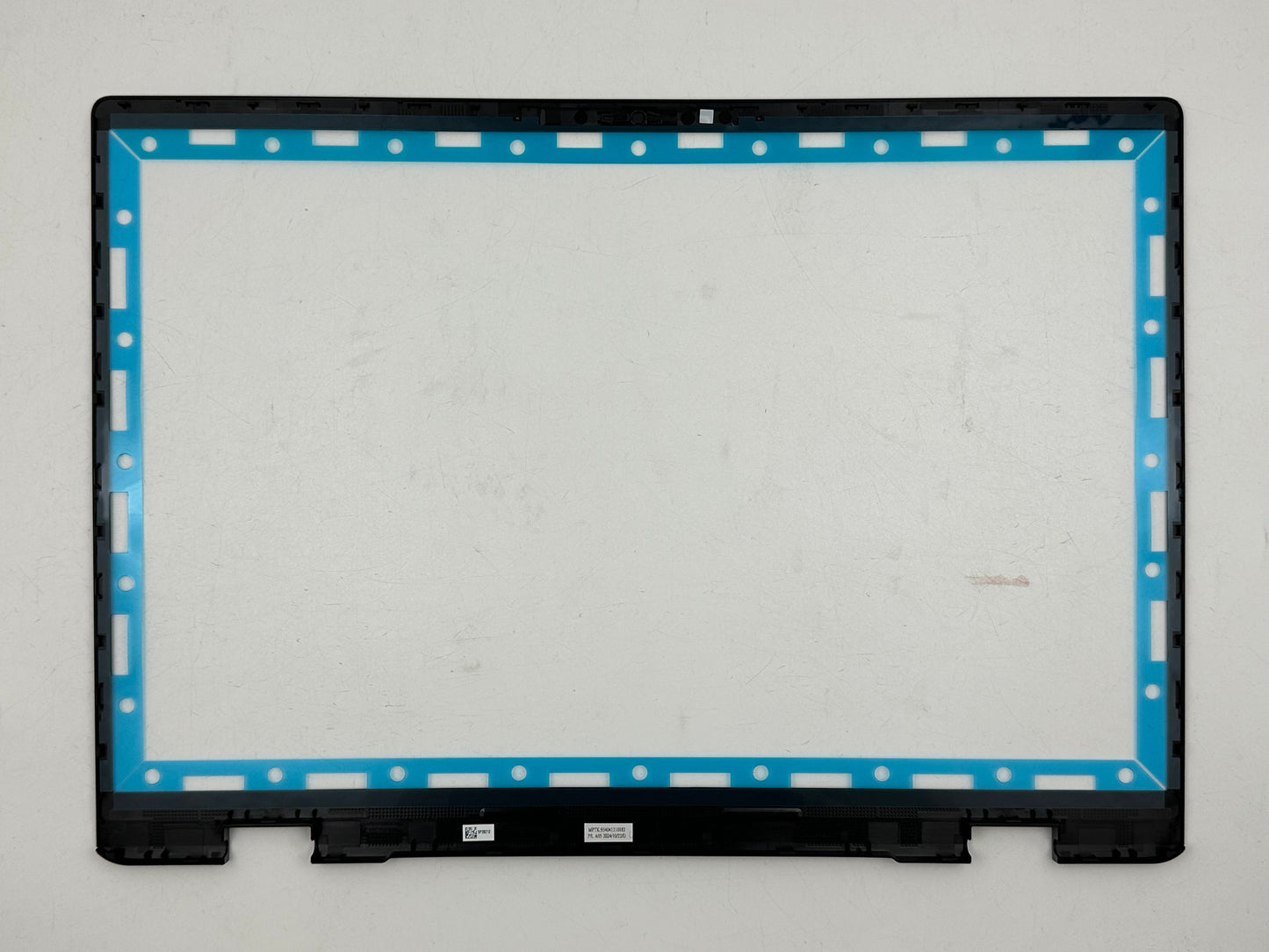 MSI LCD BEZEL (307-5P2B212-M77)