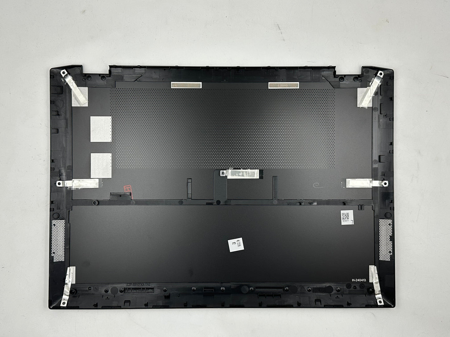 MSI LOWER CASE (307-591D217-HG0)