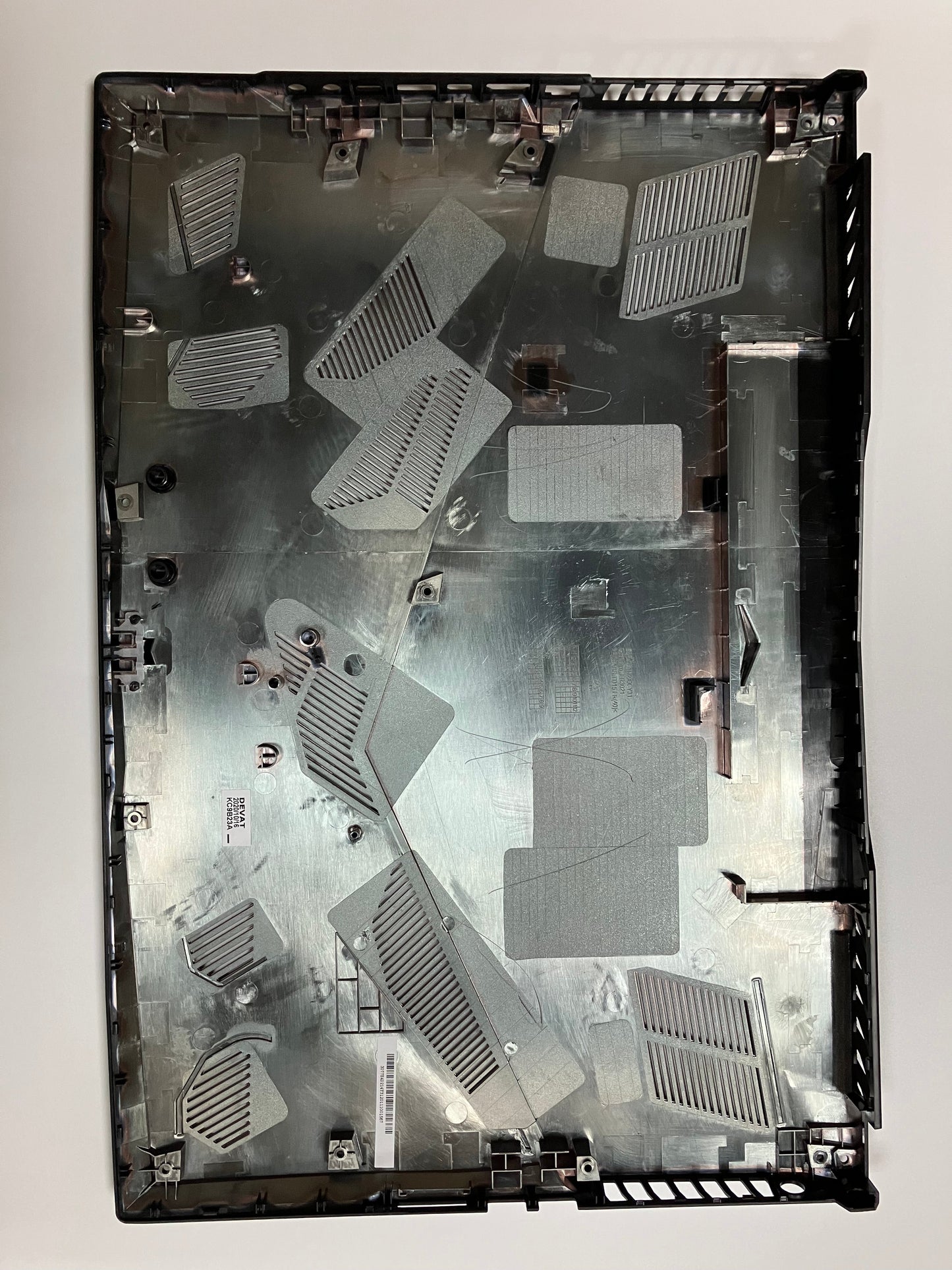 MSI LOWER CASE (307-7E4D214-Y31)