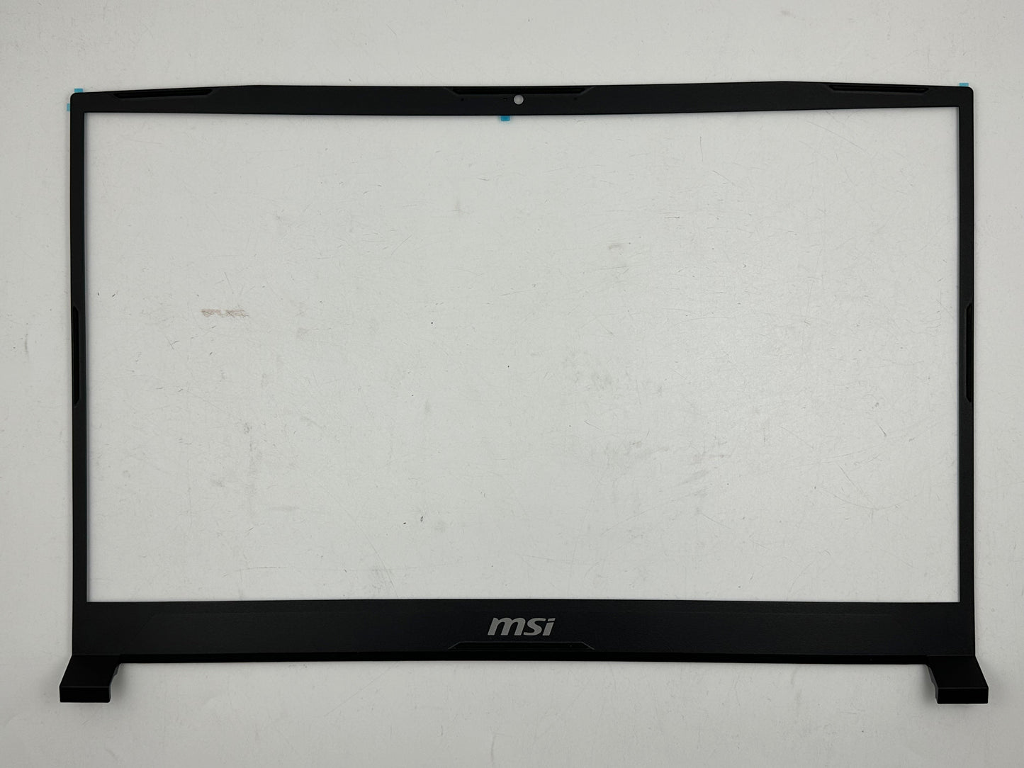 MSI LCD BEZEL (307-7L3B232-SE0)