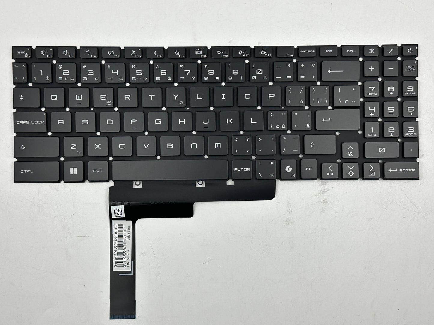 MSI KEYBOARD (S1N-3ECS2B4-SA0)